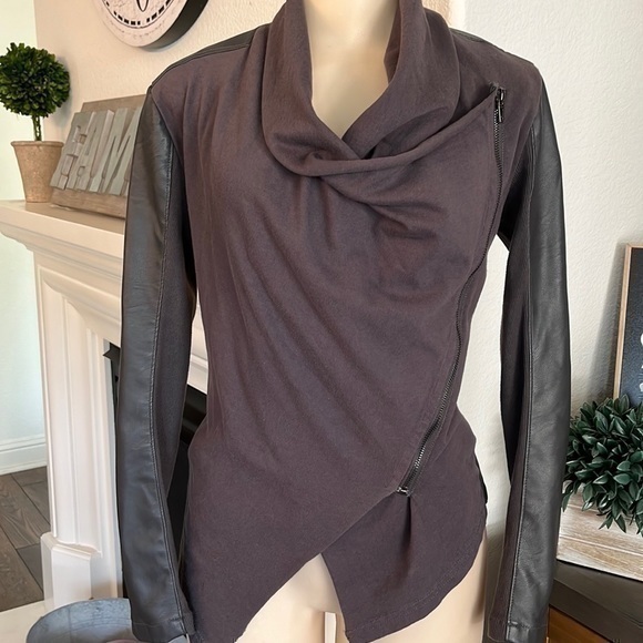 Blank NYC Jackets & Blazers - BLANK-NYC Gray Jacket